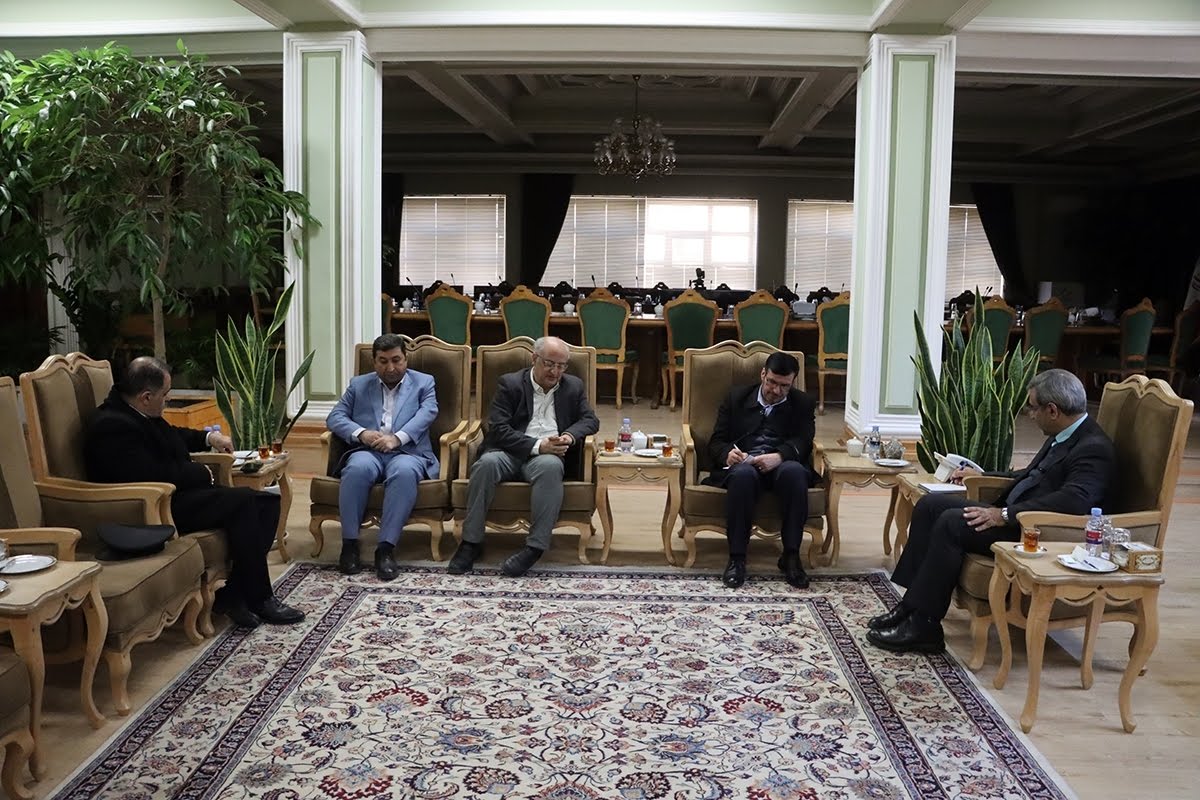 استاندار خراسان رضوی: از تمام ظرفیت‌های خراسان رضوی برای ایجاد کمپ بین‌المللی ورزشی در مشهد استفاده می‌شود