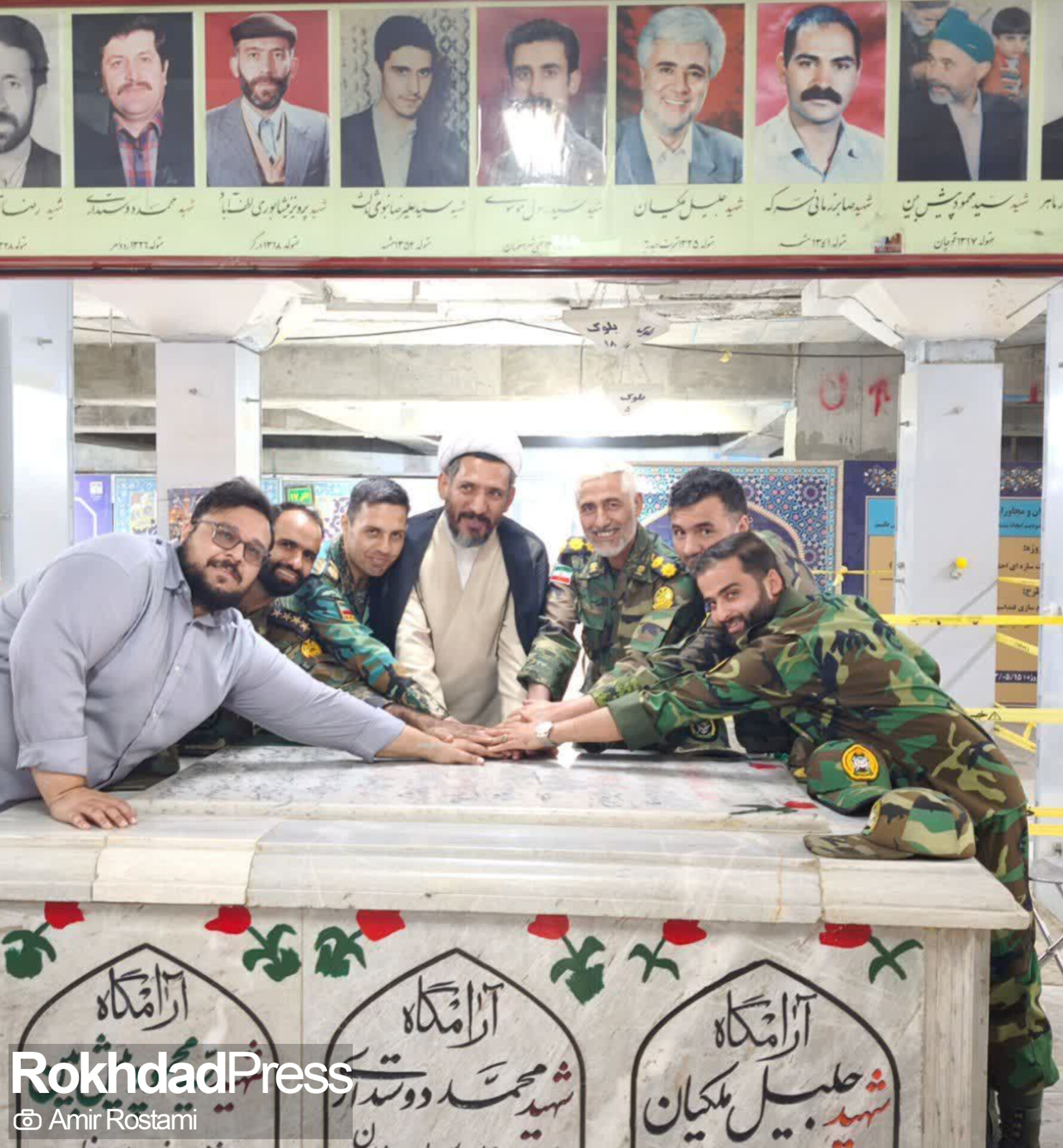غبار روبی مزار شهدا و زیارت حرم مطهر رضوی به مناسبت روز عقیدتی سیاسی ارتش در پشتیبانی نزاجا مشهد