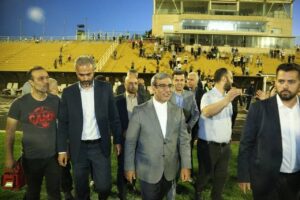 استاندار خراسان رضوی و سرپرست اداره‌کل ورزش و جوانان استان تماشاگر دربی مشهد شدند