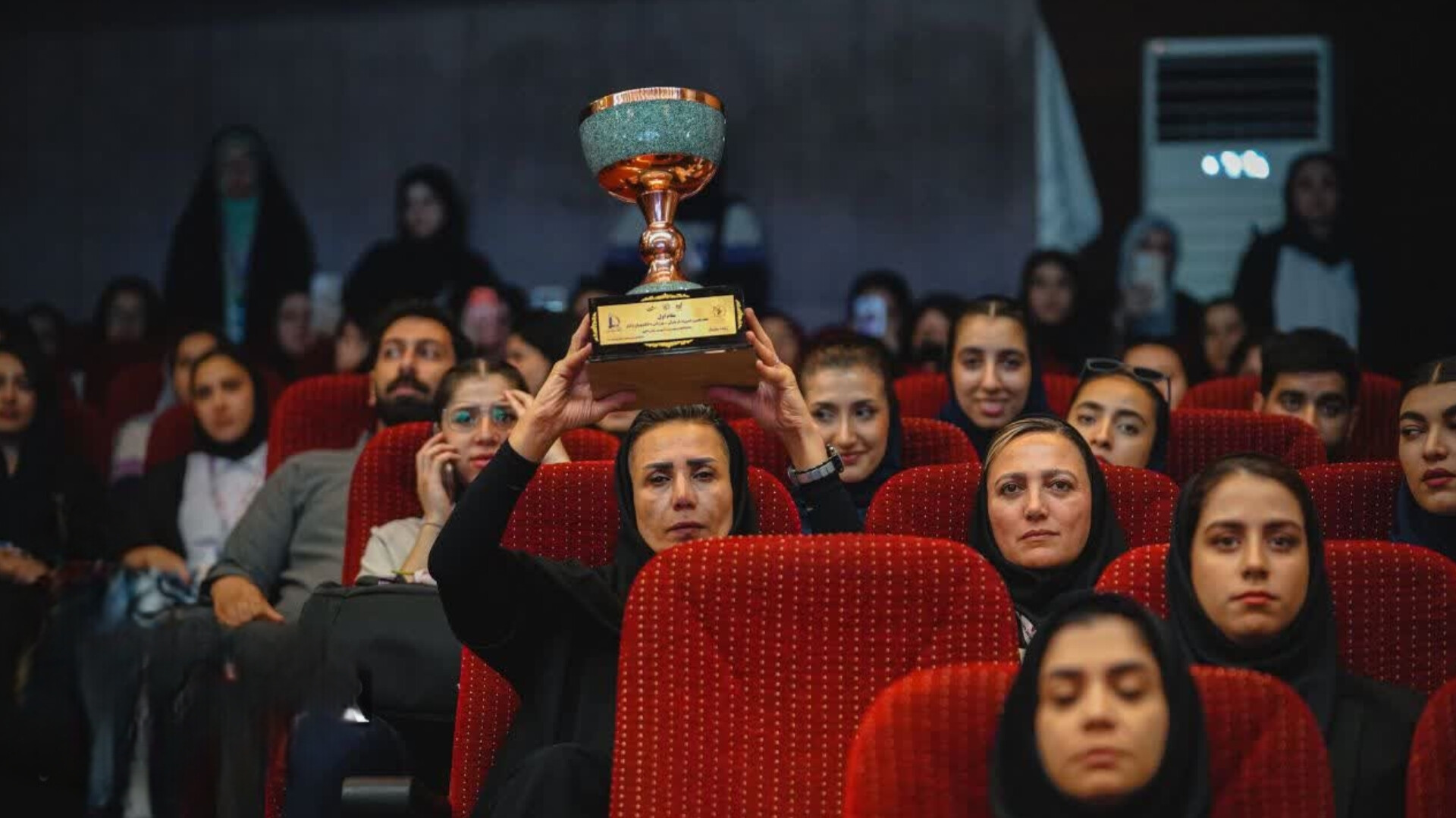 دانشگاه تهران قهرمان هفدهمین المپیاد دانشجویان دختر کشور شد؛ پایان رقابتهای بزرگ ورزش دانشگاهی در مشهد دانشگاه تهران قهرمان هفدهمین المپیاد دانشجویان دختر کشور شد؛ پایان رقابتهای بزرگ ورزش دانشگاهی در مشهد
